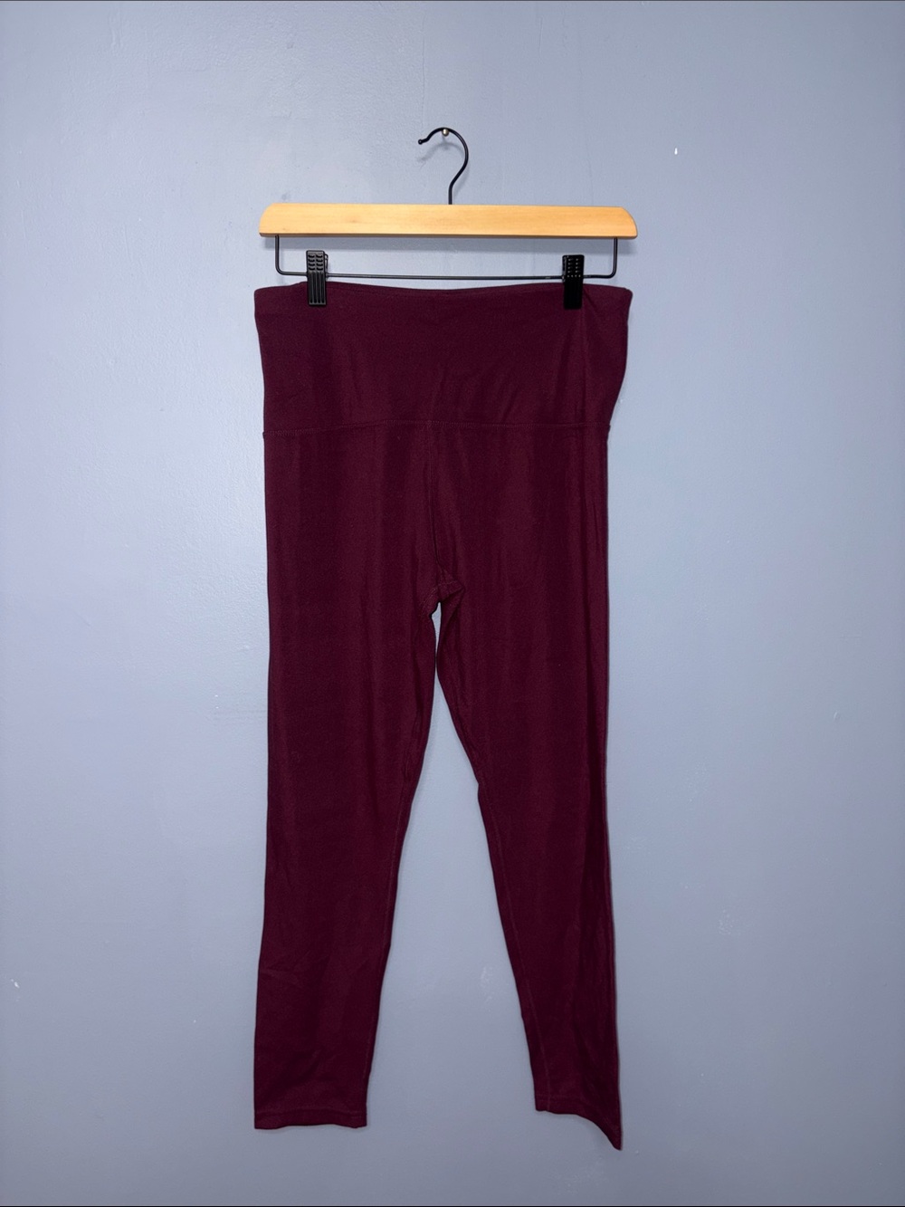 Tuff Athletics | Burgundy Leggings